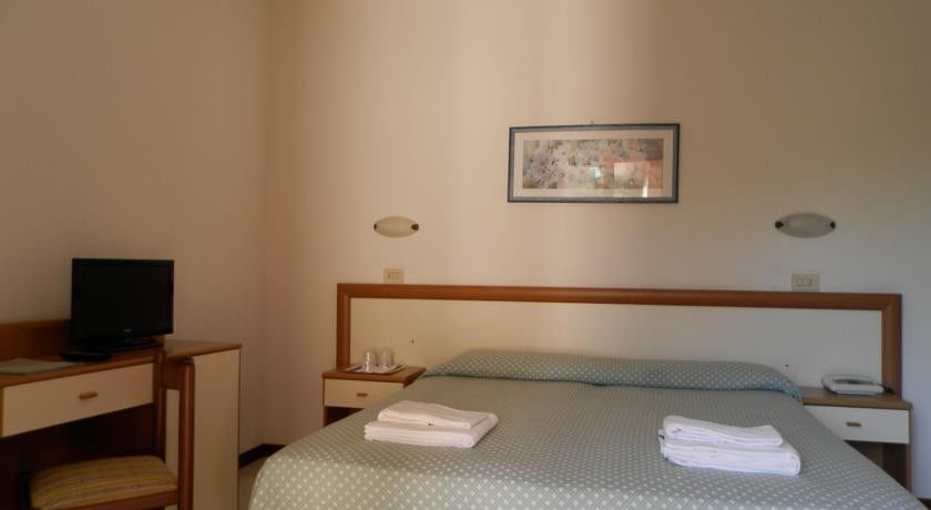 Hotel Mediterraneo Marina di Pietrasanta Exterior photo